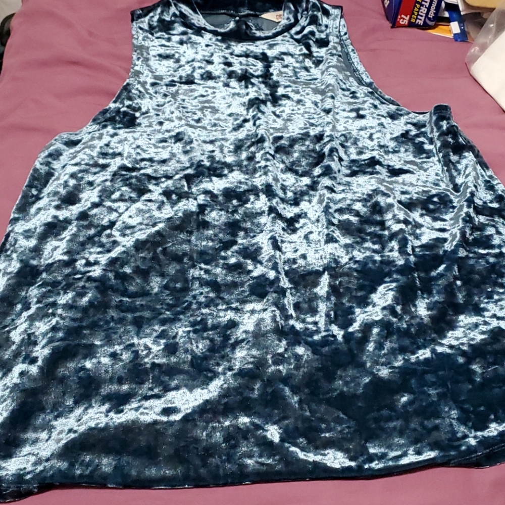 Arizona Jean Crushed Velvet Teal Tank Top Medium